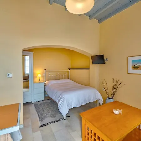 Island Of Luxury Apartments Ermoupoli Exterior photo