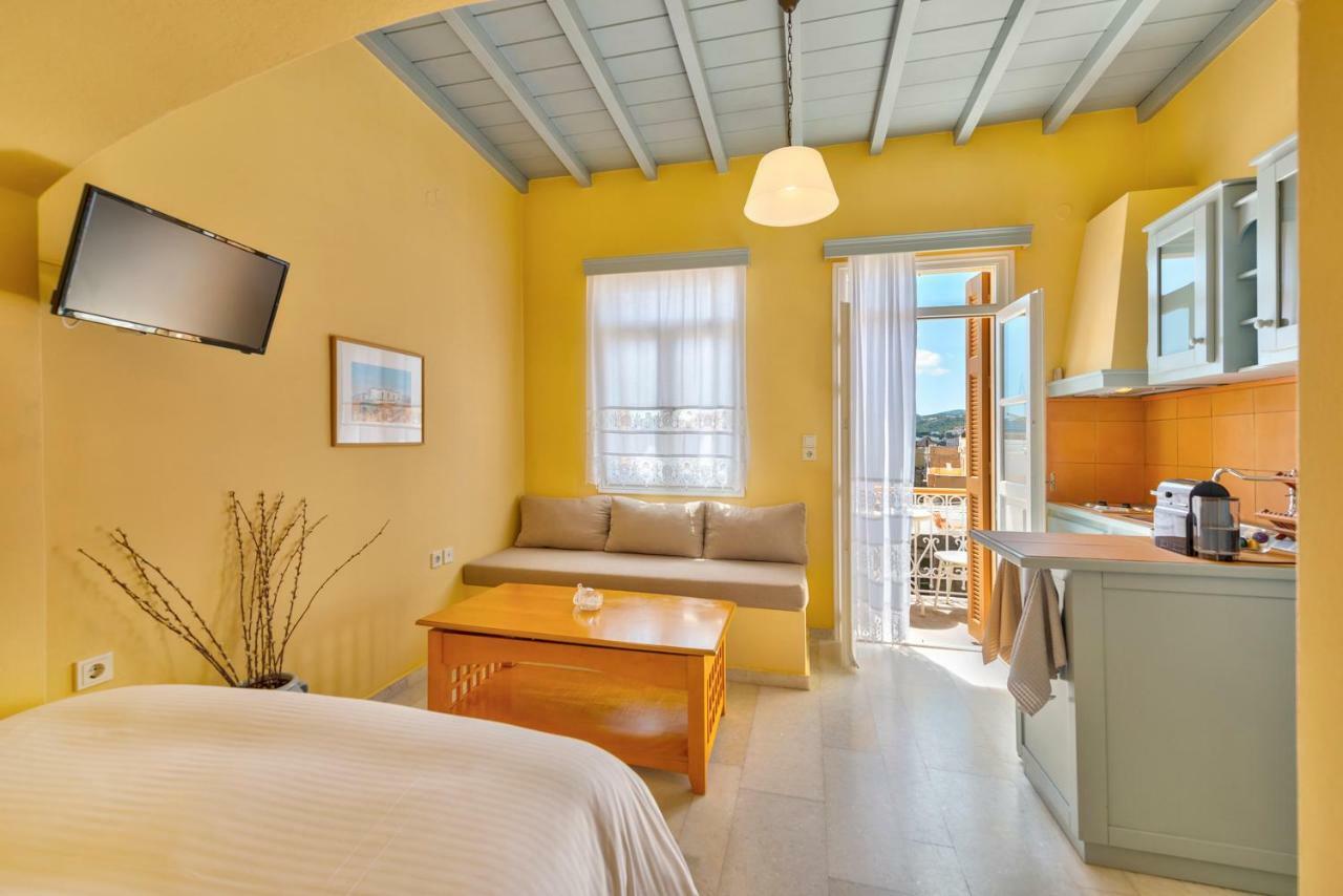 Island Of Luxury Apartmán Ermupoli
